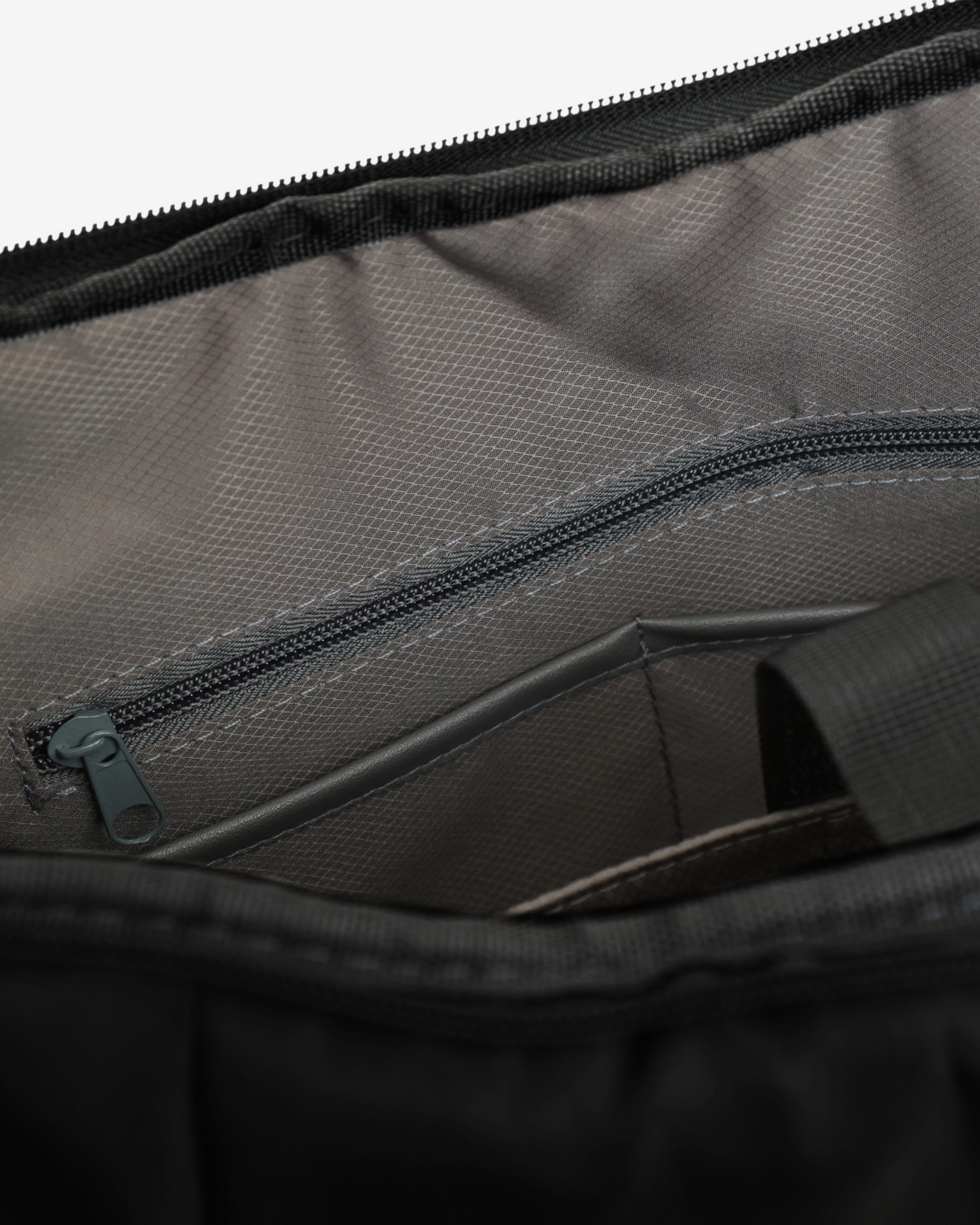 Daily Sling in Black