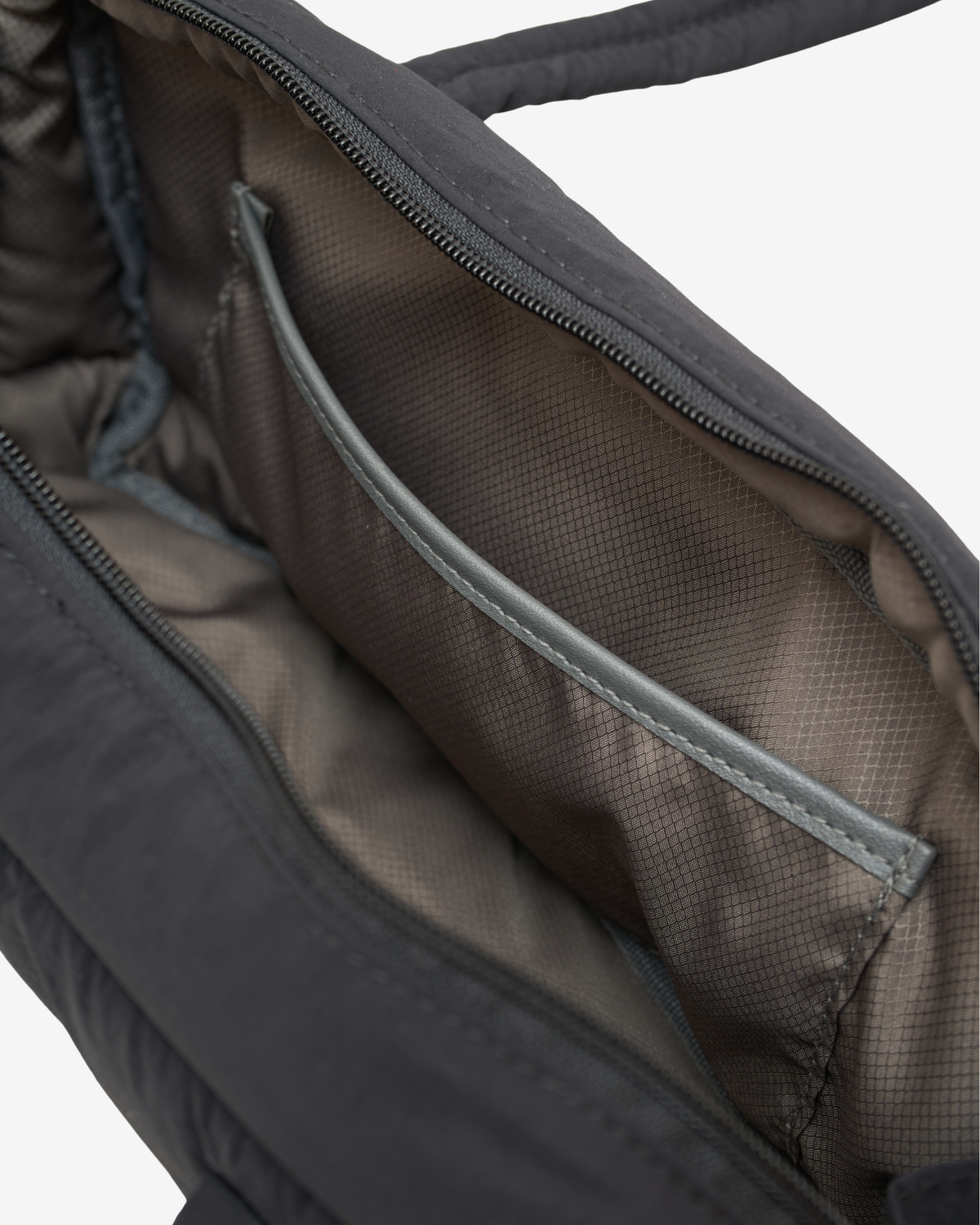 Bowler Bag in Black